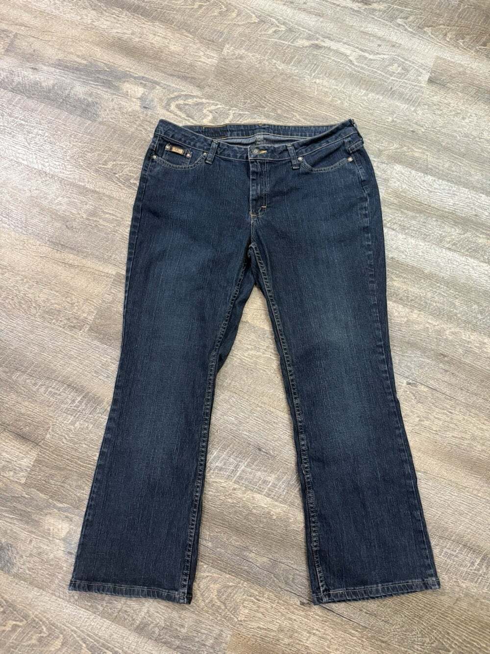 Women’s Lee Riders Jeans Size 16 P Straight Leg Classic Fit Dark Wash